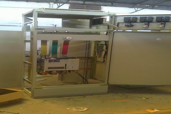 路南控制柜-3683品牌总闸控制柜的使用原则